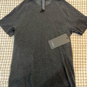 Lululemon Men's Black Short Sleeve Shirt